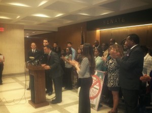 State Senator Darren Soto argues for defeat of